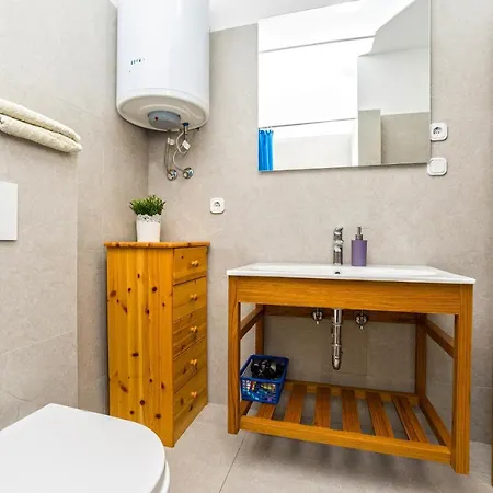 Apartment Jonke Mandre